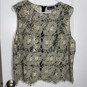 NWT NY&Co green embroidered sheer top!
